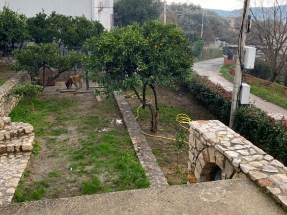 Prodaje se kuća u Popovićima – PoHK01