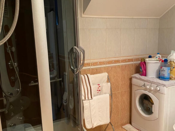 Haus zum Kauf in Dobra Voda – DVHK17