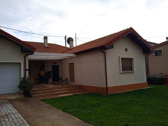 Kuća za prodaju u gotovini – BHK59