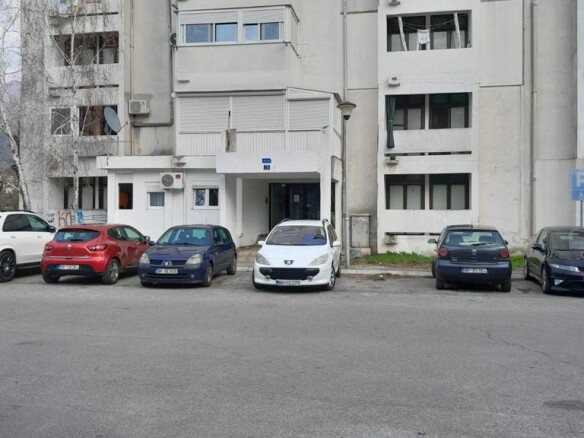 Prodaje se stan u centru Bara – BWK13