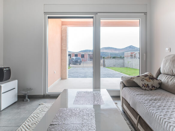 Kuća za prodaju u gotovini – BHK33