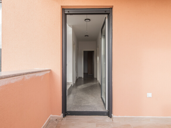 Kuća za prodaju u gotovini – BHK33