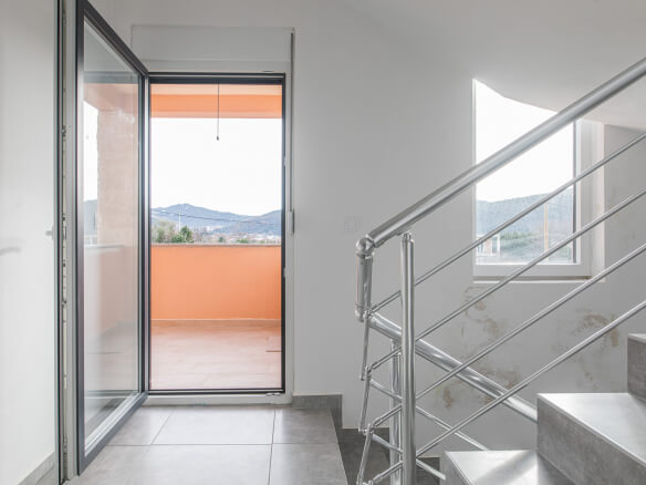 Kuća za prodaju u gotovini – BHK33