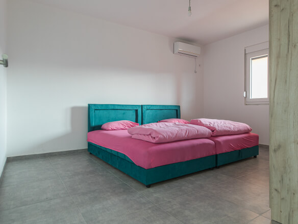 Kuća za prodaju u gotovini – BHK33