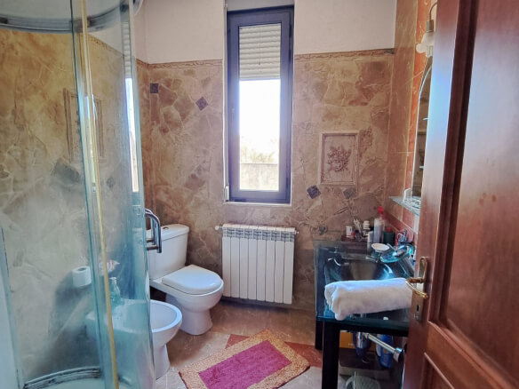 House for sale in Kunje – KHK2