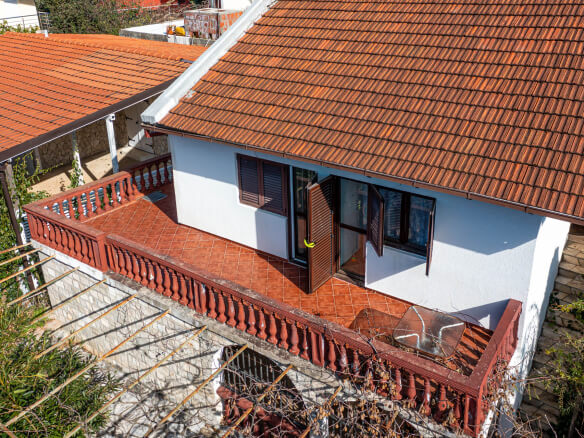 Дом для продажи в Utjeha – UHK9