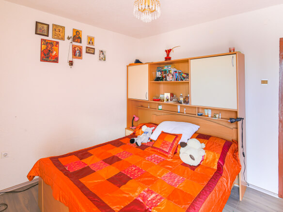 Дом для продажи в Utjeha – UHK9