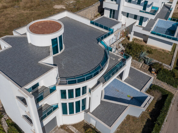 Haus zum Kauf in Dobra Voda – DVHK18