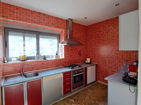 House for sale in Kunje – KHK2