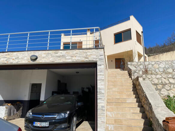 House for sale in Šušanj/ Bar – BHK71