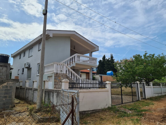 Дом для продажи в Баре – BHK67