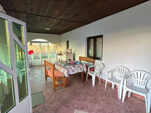 House for rent in Gorana – GW2