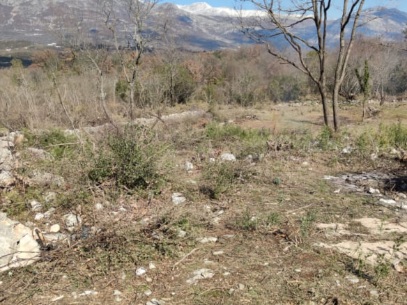 Prodaje se zemljište u Kunjama – K11