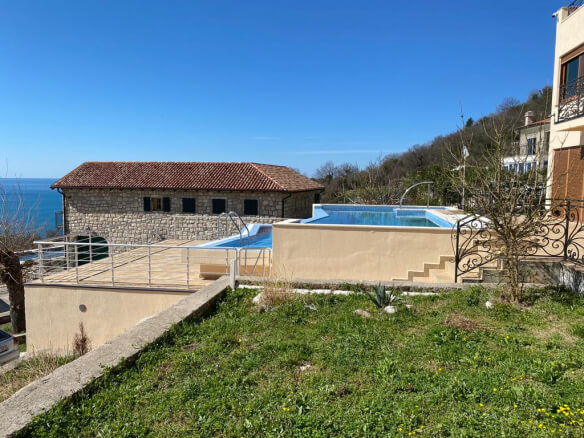 House for sale in Šušanj/ Bar – BHK71