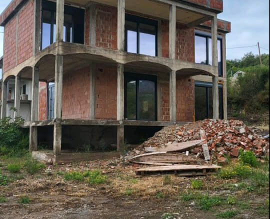Дом для продажи в Шушане/Баре – BHK74