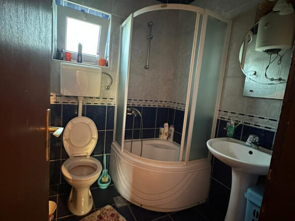 House for rent in Gorana – GW2