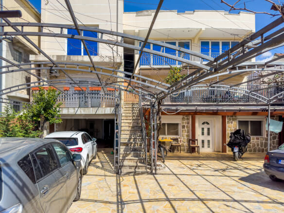 Prodajem kuću u Šušnju/ Baru – BHK77