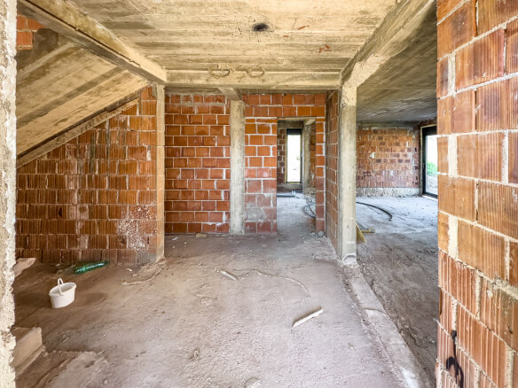 House for sale in Šušanj/ Bar – BHK76