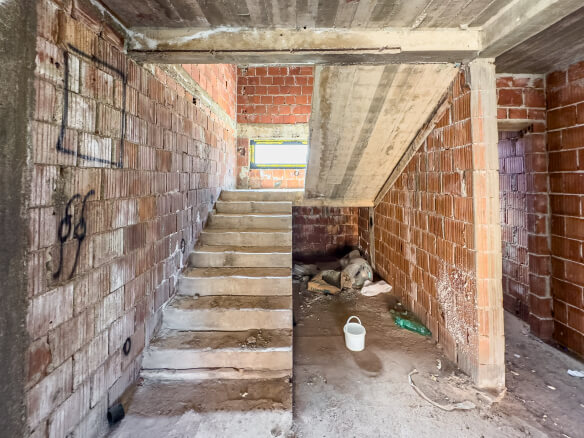 House for sale in Šušanj/ Bar – BHK76
