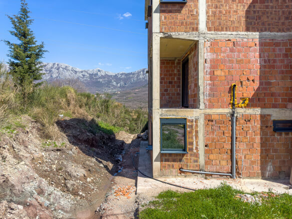 House for sale in Šušanj/ Bar – BHK76