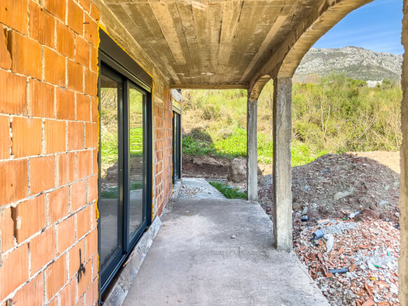 House for sale in Šušanj/ Bar – BHK76