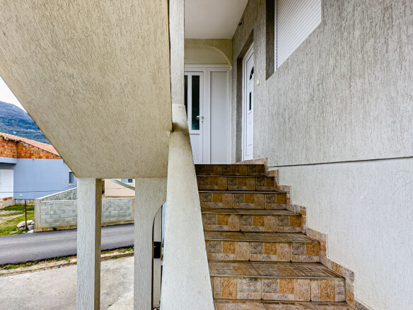 Дом для продажи в Бьелиси/Бар – BHK78