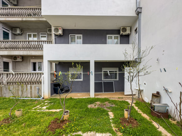 Haus zum Kauf in Dobra Voda – DVHK21