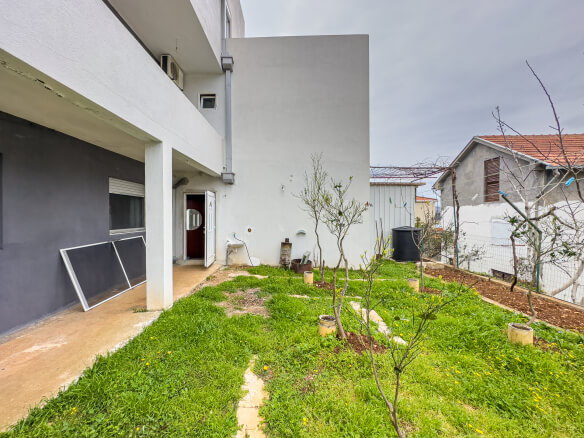 Haus zum Kauf in Dobra Voda – DVHK21