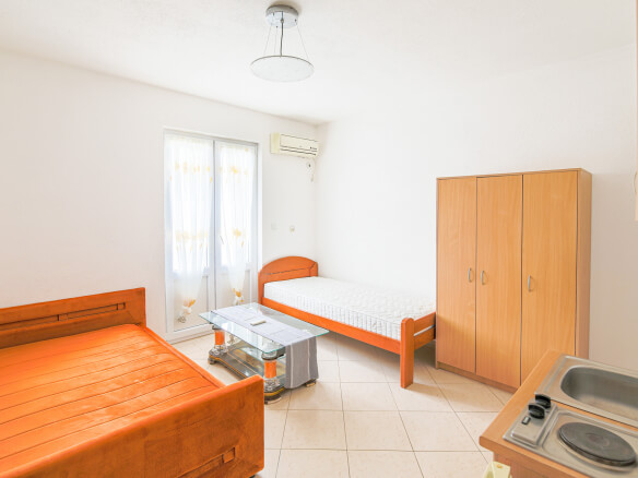 Haus zum Kauf in Dobra Voda – DVHK21