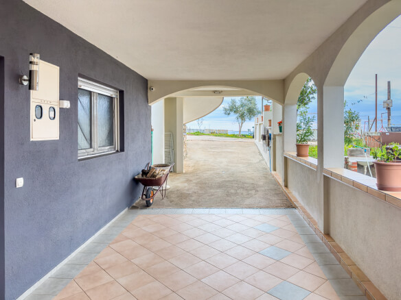 Haus zum Kauf in Dobra Voda – DVHK21