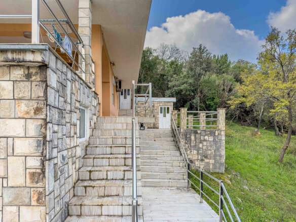 Prodaje se kuća u Utjehi – UHK14