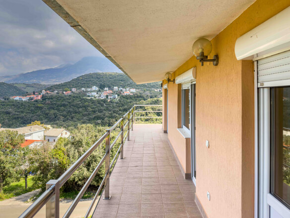 Prodaje se kuća u Utjehi – UHK14