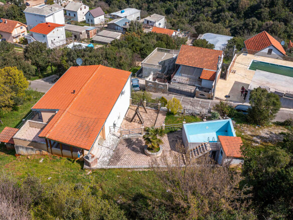 Prodaje se kuća u Utjehi – UHK14
