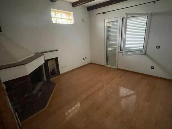 Haus zum Kauf in Polje/ Bar – BHK88