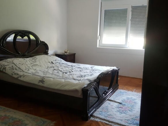 Haus zum Kauf in Rena/ Bar – BHK89