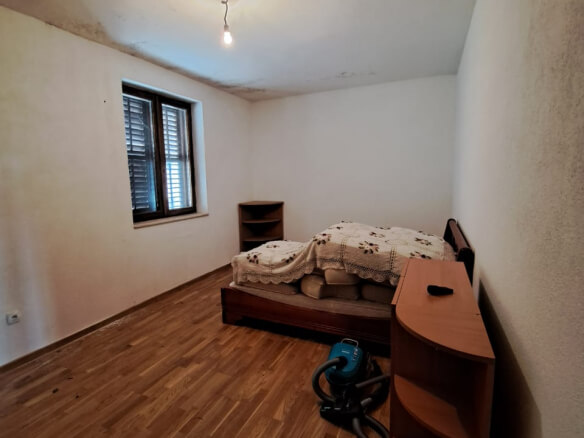 2 дома на продажу в Шушане/Баре – BHK92