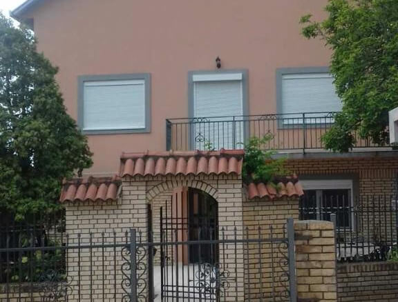 Haus zum Kauf in Rena/ Bar – BHK89