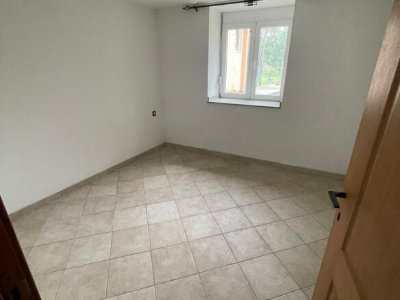 Haus zum Kauf in Polje/ Bar – BHK88