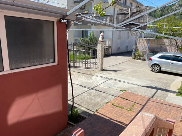 House for sale in Sutomore – SHK11