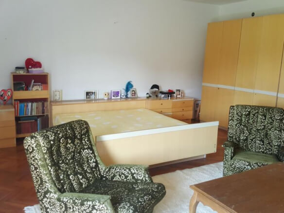 Haus zum Kauf in Rena/ Bar – BHK89
