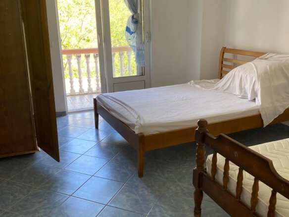 House for sale in Sutomore – SHK11