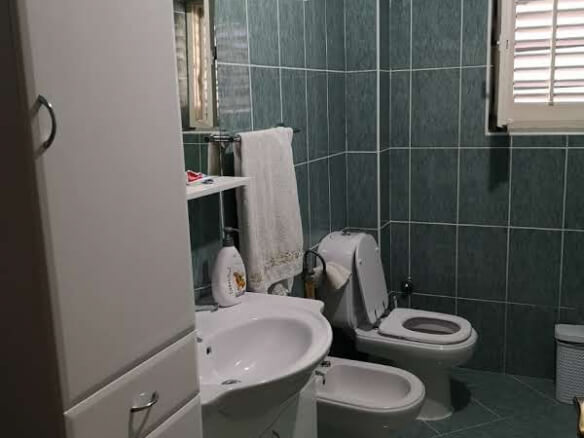 Haus zum Kauf in Rena/ Bar – BHK89