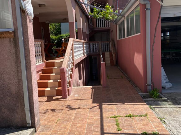 House for sale in Sutomore – SHK11