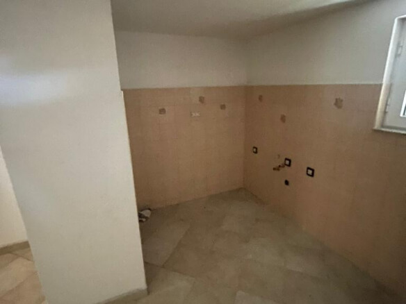 Haus zum Kauf in Polje/ Bar – BHK88