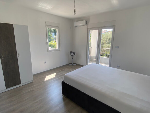 Дом на продажу в Залево/Бар – BHK95