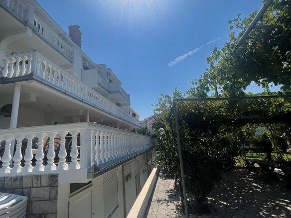 Apartmenthaus in Sutomore zum Kauf – SHK16