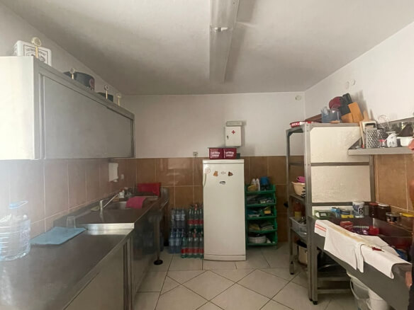 Apartmenthaus in Sutomore zum Kauf – SHK16