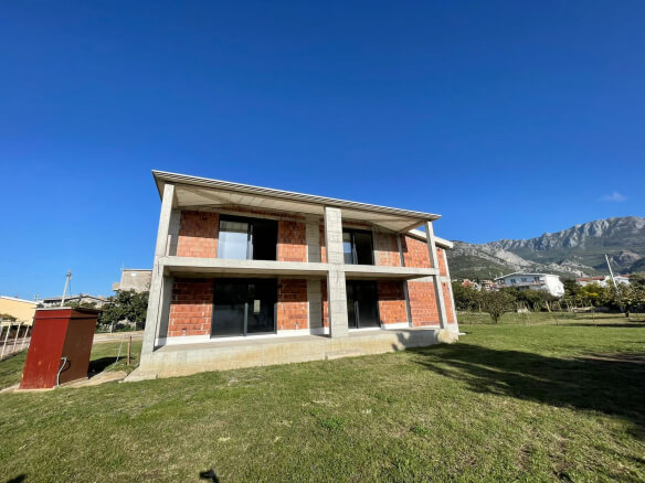 Дом в Шушане/Баре на продажу – BHK104