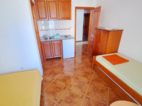 Дом с плоской крышей в Дубраве на продажу – DuHK30