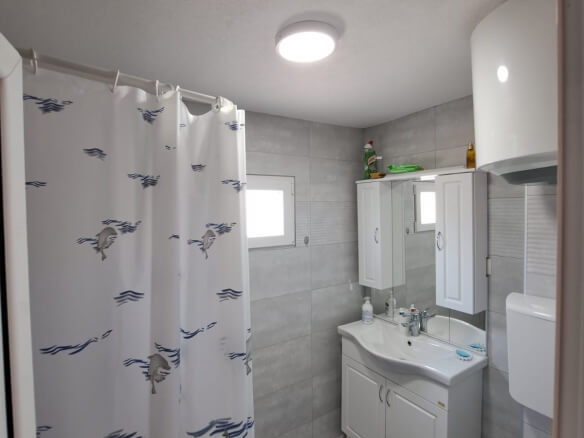 House for sale in Sutomore – SHK15